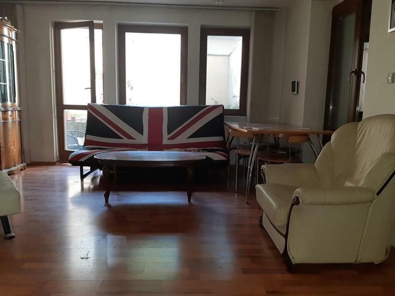 Pleasant Apartment Under The Bratislava Castle Екстер'єр фото