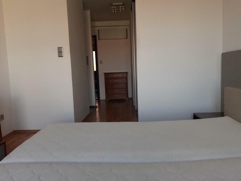 Pleasant Apartment Under The Bratislava Castle Екстер'єр фото